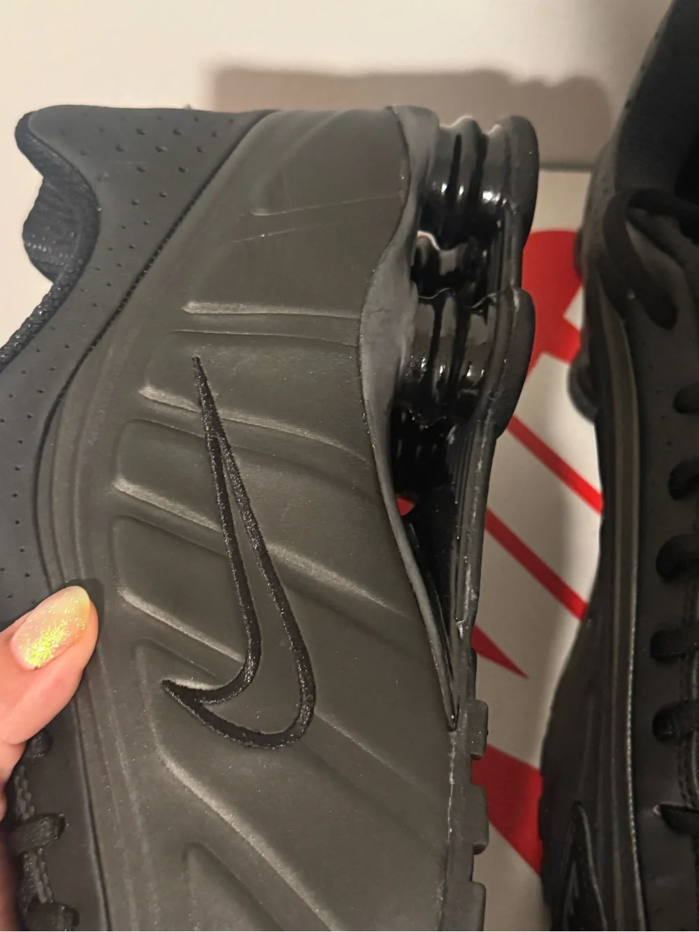 Nike Shox R4 